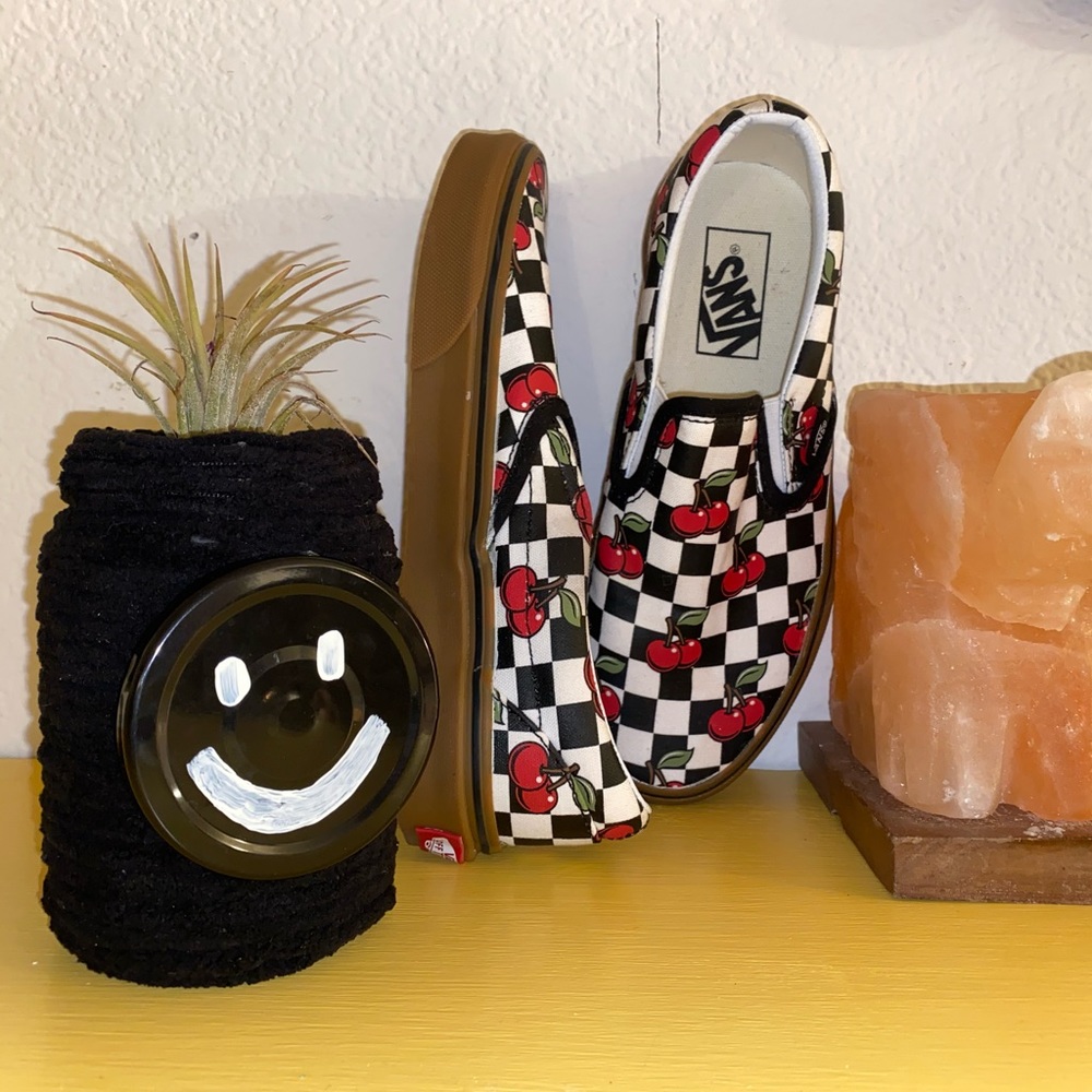 🍒 VANS slip-ons ! 🍒